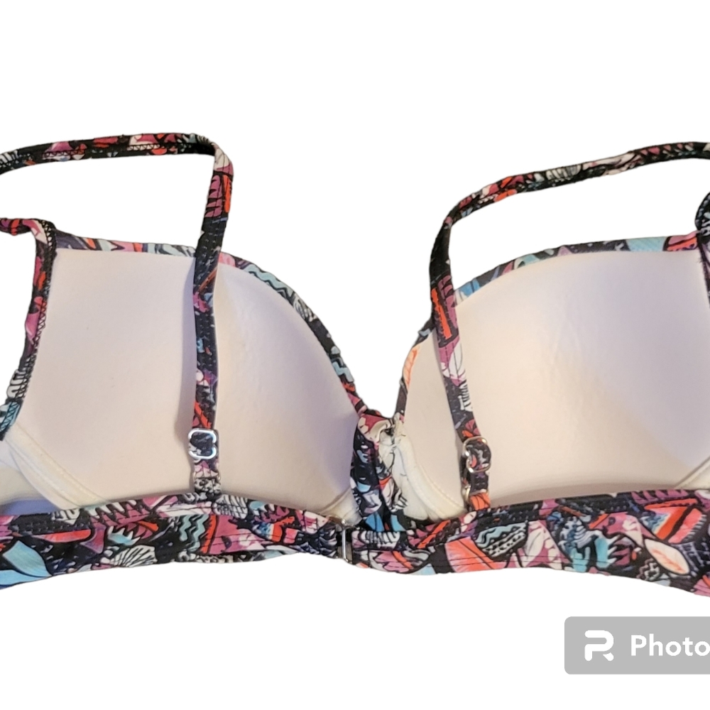 Bikini Set: Size Large - Picture 6 of 7